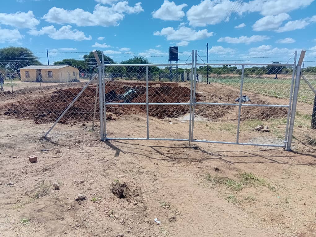 Mahetshe Primary School diamond mesh perimeter fencing